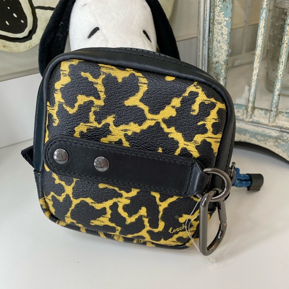 Coach x Disney Dumbo Limited Edition Pouch - Picture 6 of 14